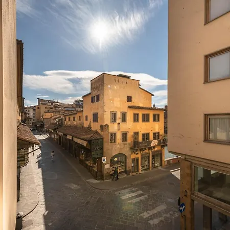 Daire -ponte Vecchio View Floransa